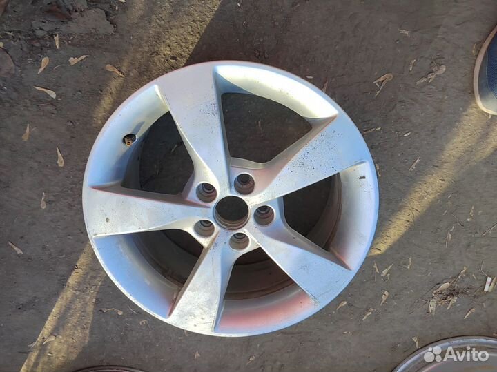 Диск колесный Skoda Rapid