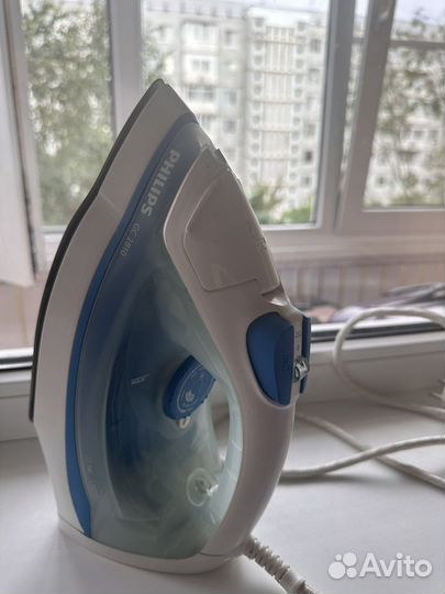 Утюг Philips GC2810