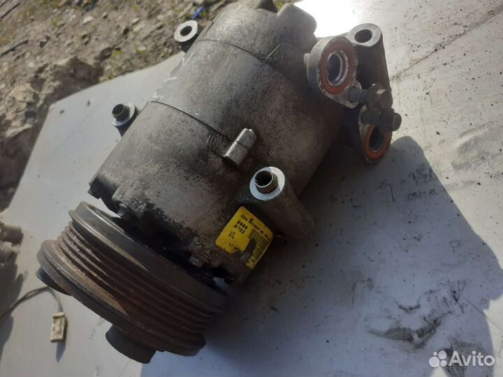 Компрессор кондиционера Ford Focus 2