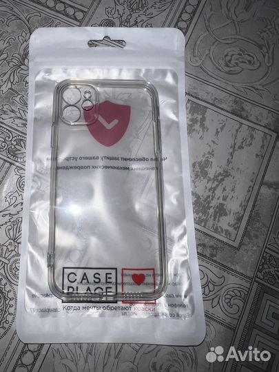 Чехол на iPhone 11