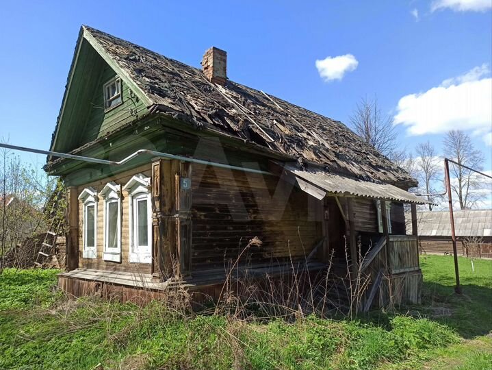 Дом 14,6 м² на участке 16 сот.