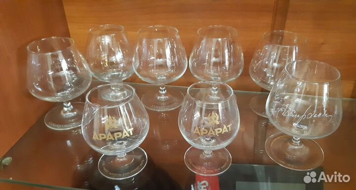 Бокалы для вина, виски