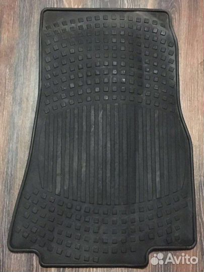 Автомобильные коврики бу резиновые
