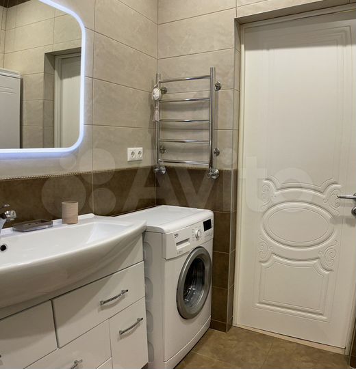 1-к. квартира, 56 м², 1/4 эт.