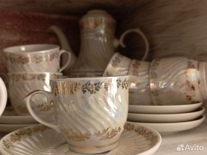 Сервизы фарфор чайные, столовые, кофейные
