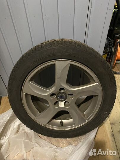 Зимние колеса Volvo R17