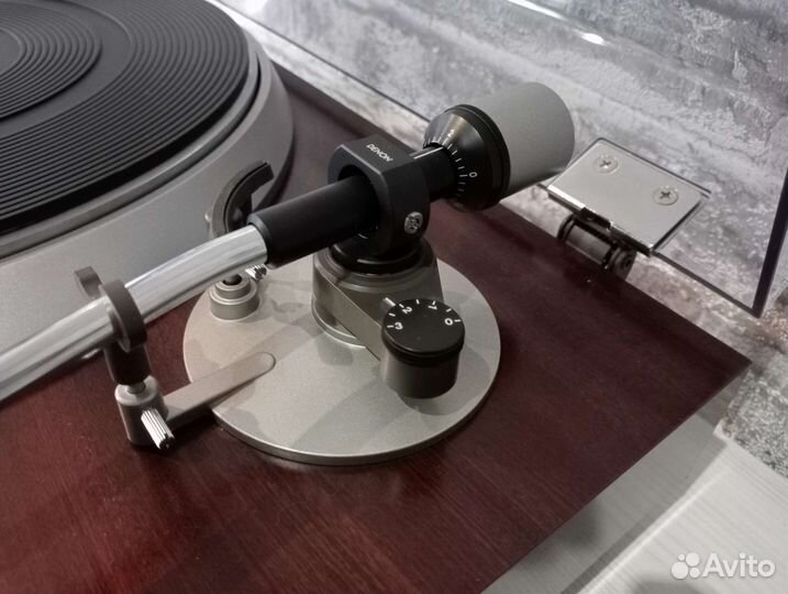 Проигрыватель винила Denon DP-1200