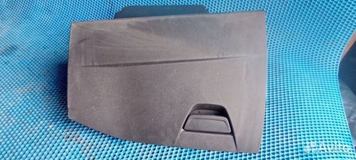 Бардачок Ford Focus 3 iqdb 2014