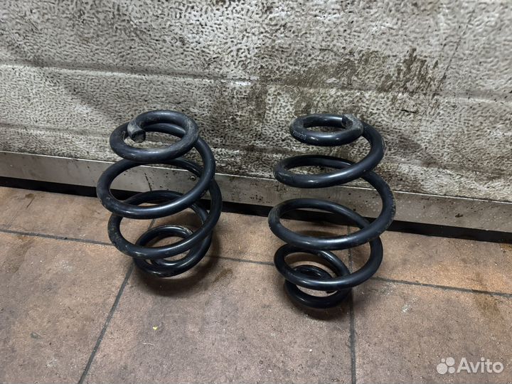 Пружины задние bmw e36