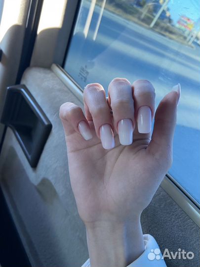 Маникюр с наращиванием