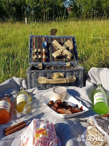 Корзина для пикника с посудой купить в Санкт-Петербурге | Хобби и отдых ...