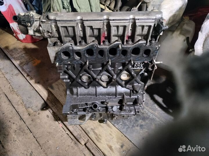 Двигатель F9K