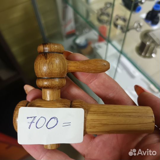 Кран для бочки дубовый