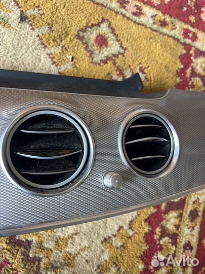 Накладка передней панели торпеды mercedes w213