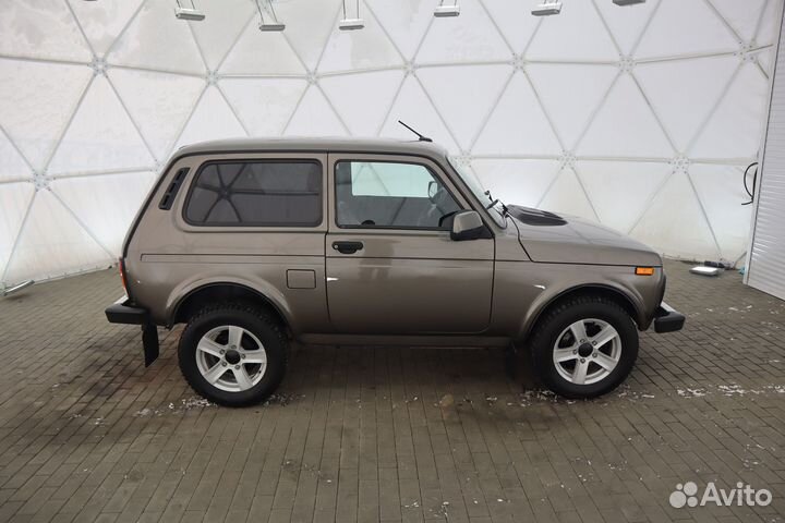 LADA 4x4 (Нива) 1.7 МТ, 2021, 54 137 км