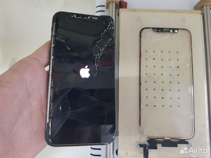 Замена стекла iPhone iPad Watch