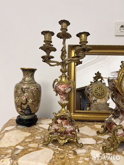 Каминные часы с канделябрами. Франция
