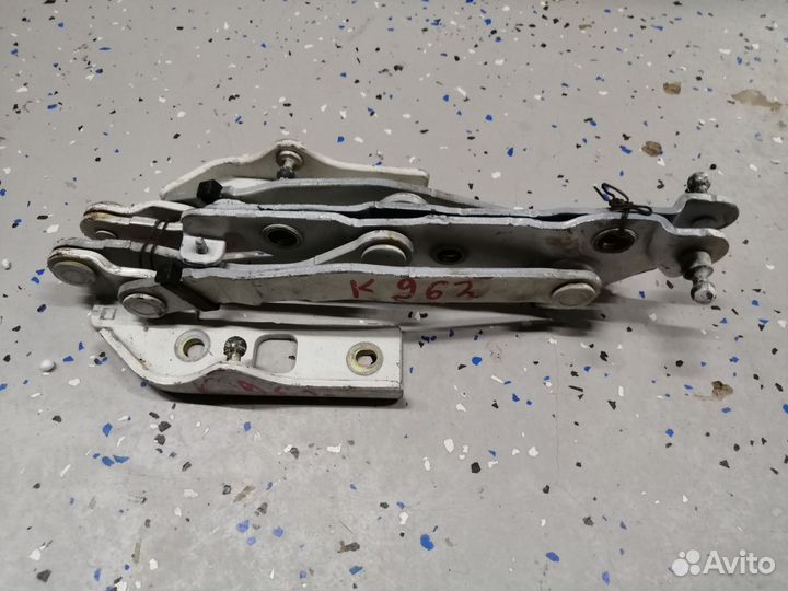 Петли капота Nissan Teana pj31