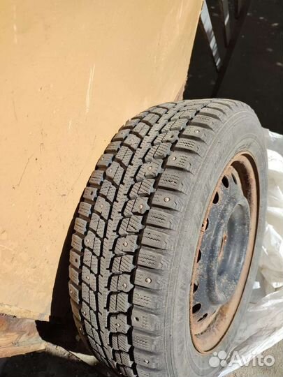 Dunlop SP Winter Ice 01 195/60 R15