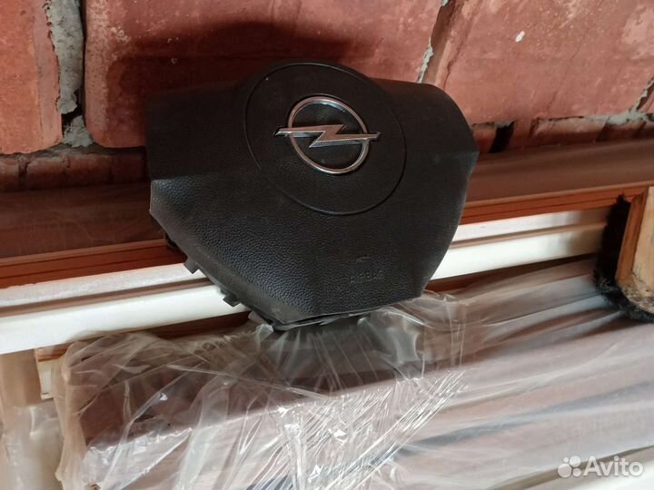 Запчасти на opel astra h рестайлинг