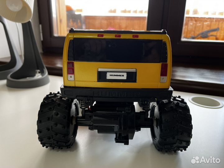 Внедорожник на радиоуправлении