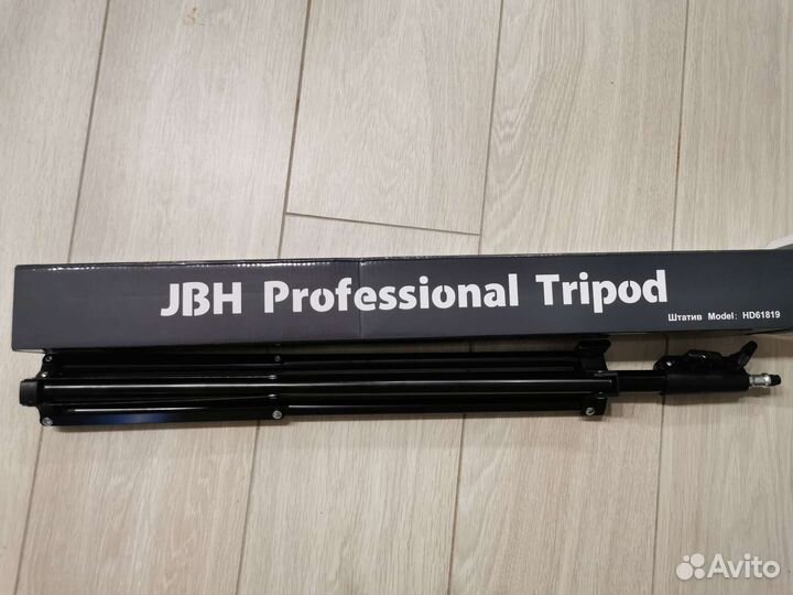 Новый.Стойка / штатив / трипод