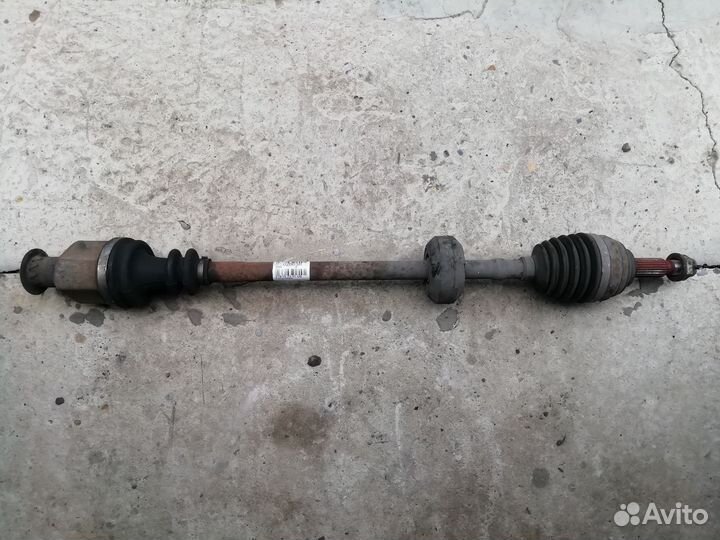 Привод правый Nissan Almera G 15 - АКПП