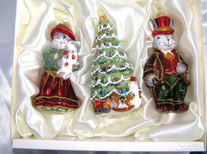 Елочные игрушки из стекла
