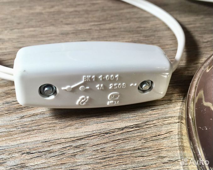 Светильник хрустальный настольный