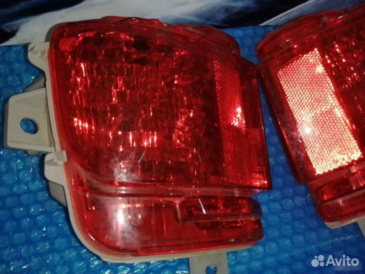 Противотуманка задняя Toyota Land Cruiser 200