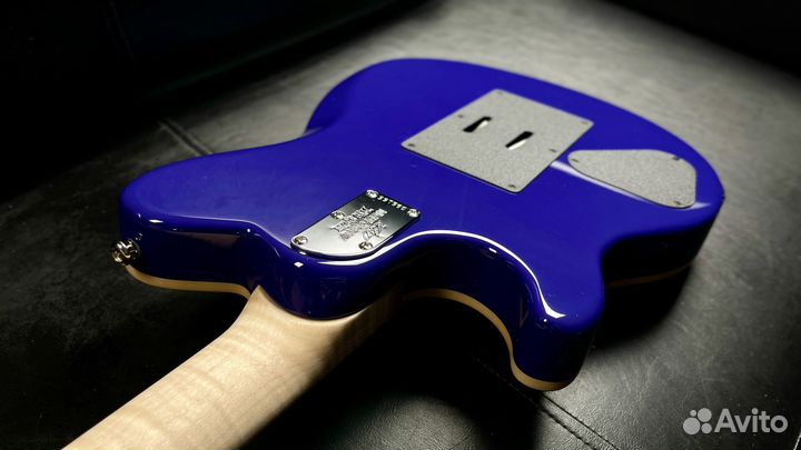 2023 Ernie Ball Music Man Axis BFR Аукцион