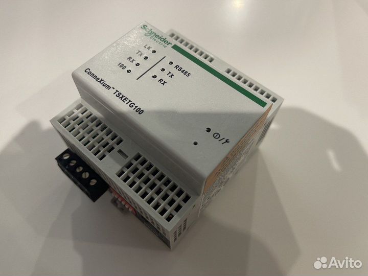 Модуль шлюза ethernet Schneider Electric tsxetg100
