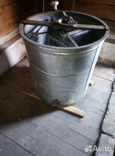 Медогонка 4 рамочная