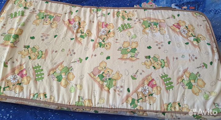 Детская кроватка с поперечным маятником