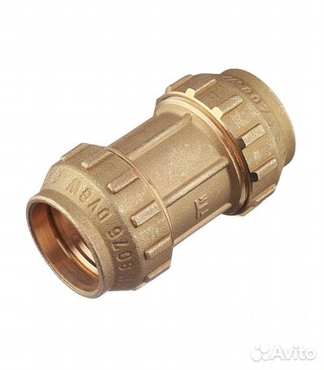 Муфта латунная для пнд 32х32