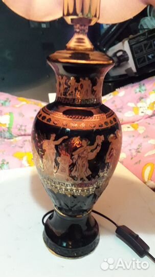 Лампа настольная