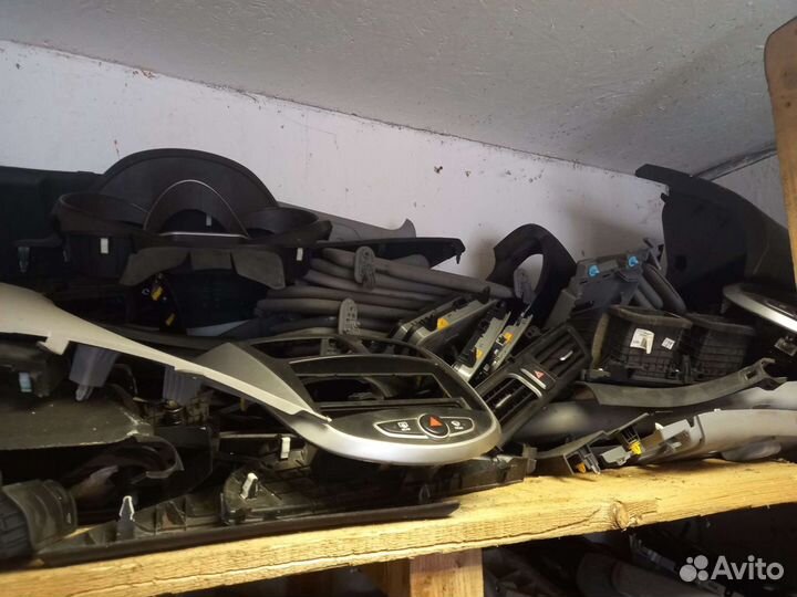 Пластик салона Hyundai Solaris 1