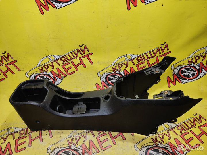 Консоль центральная Chevrolet Cruze седан 1.6 2012