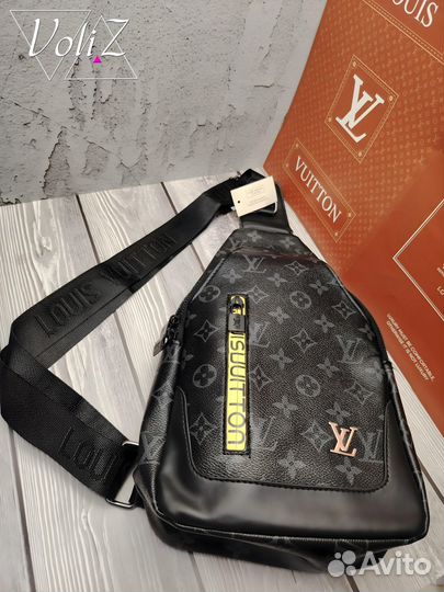 Сумка Louis Vuitton нагрудная через плечо новая