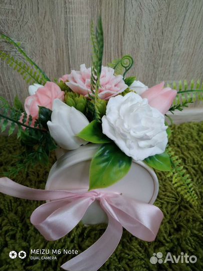 Цветы в подарок