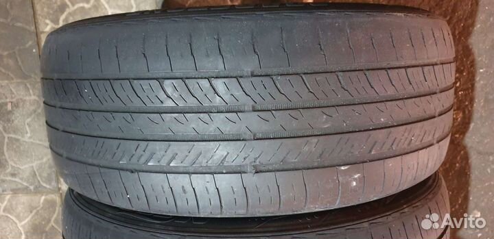 Roadstone N'Fera AU5 215/50 R17 91W