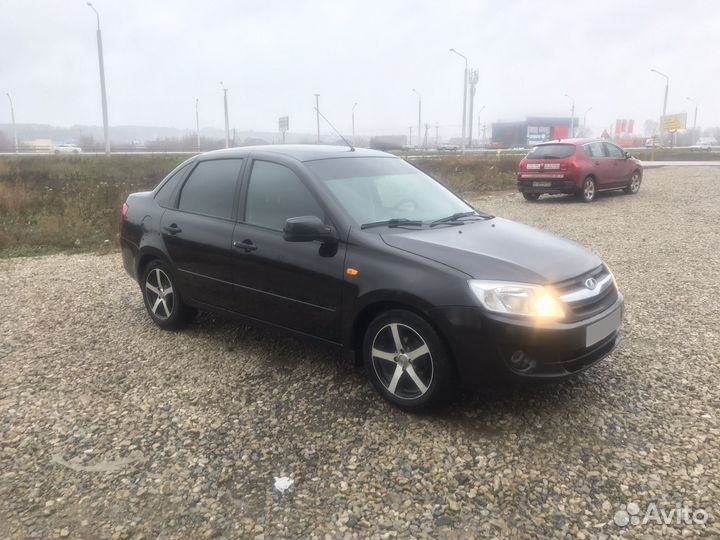 LADA Granta 1.6 МТ, 2013, 146 480 км