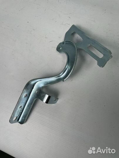 Петля капота правая Omoda S5