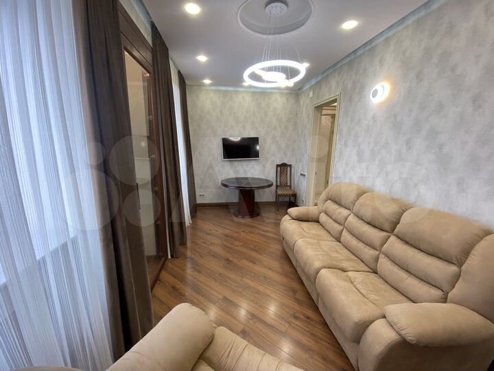 4-к. квартира, 210 м², 6/6 эт.