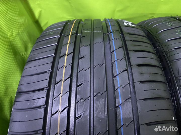 Tracmax X-Privilo RS01+ 275/40 R20 и 315/35 R20 106Y