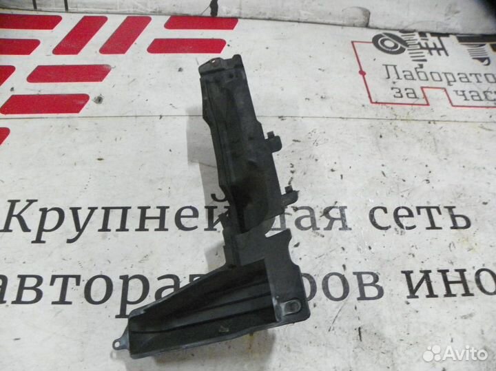 Воздуховод радиатора левый Hyundai Tucson