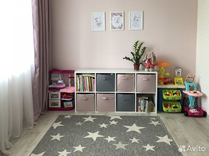 Постеры для девочки в комнату