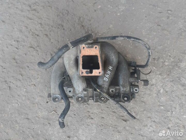 Коллектор впускной Nissan Cube Z10