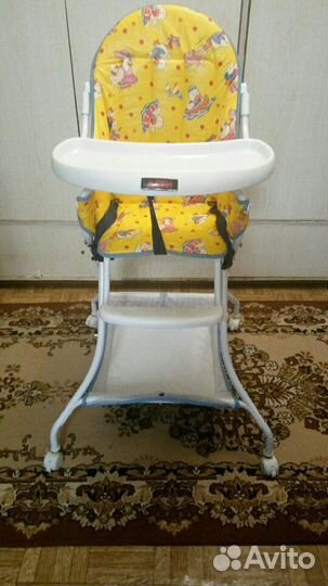Стульчик для кормления