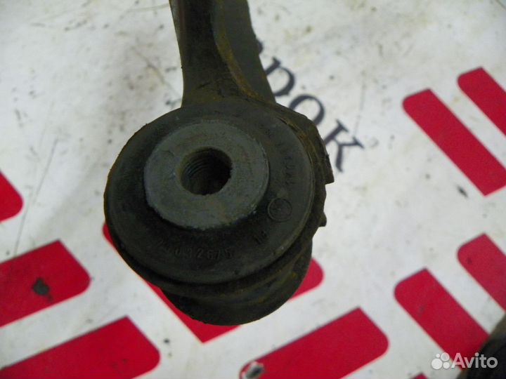 Рычаг передний правый Skoda Octavia